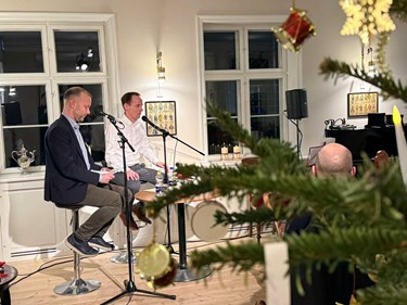 ’Hvorfor fikser du det ikke?’ spurgte Tolstrups søn