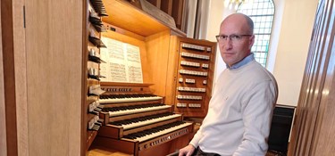 Er julesalmerne for svære? Her er organistens gode råd