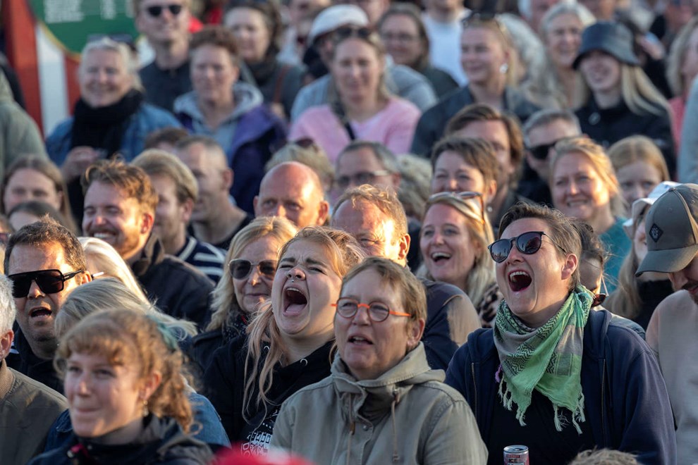 Nyt folkem�de unders�ges