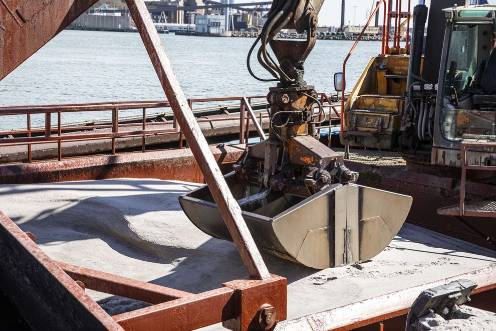 Advarer om akut mangel: Kan true arbejdspladser 