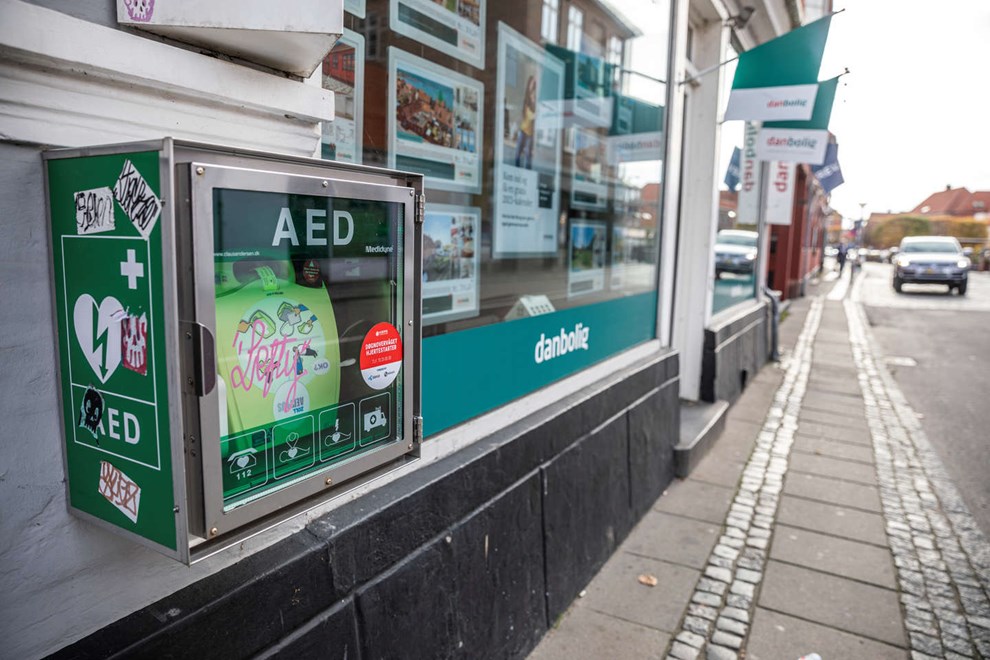 Flere l�ber for at hj�lpe ved hjertestop