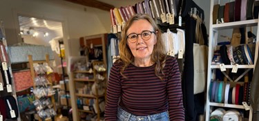 Førtidspensionist har succes med virksomhed: 'Nu har jeg råd til at besøge børnebørnene'