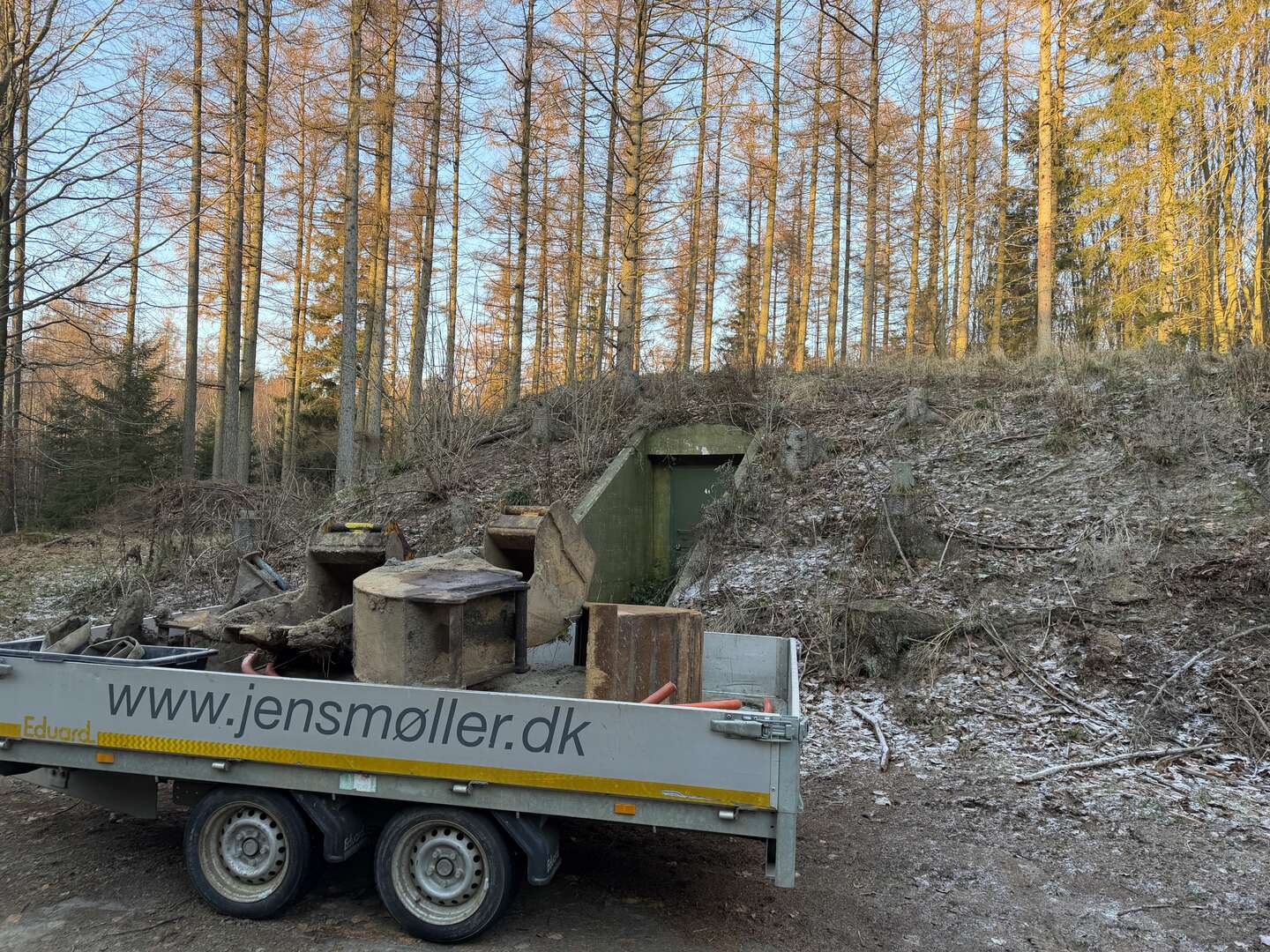 Fra luftt�rret skinke til eksplosive stoffer: Forsvaret giver bunkere nyt liv