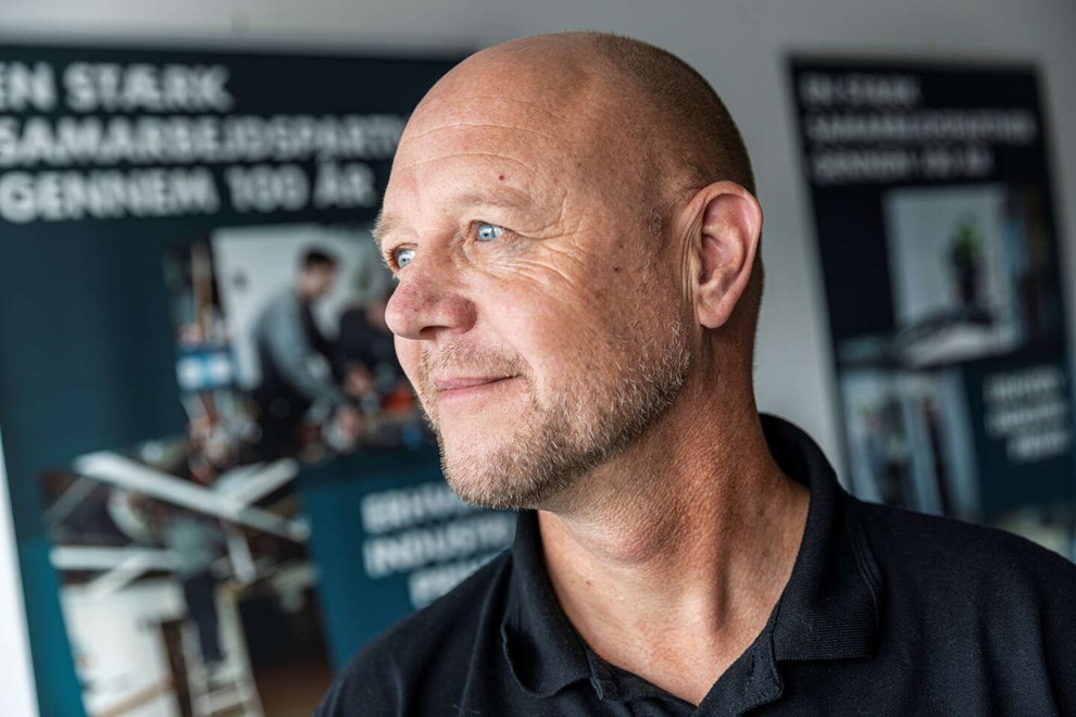 Trods nedbrud: Folk holder sig fra det