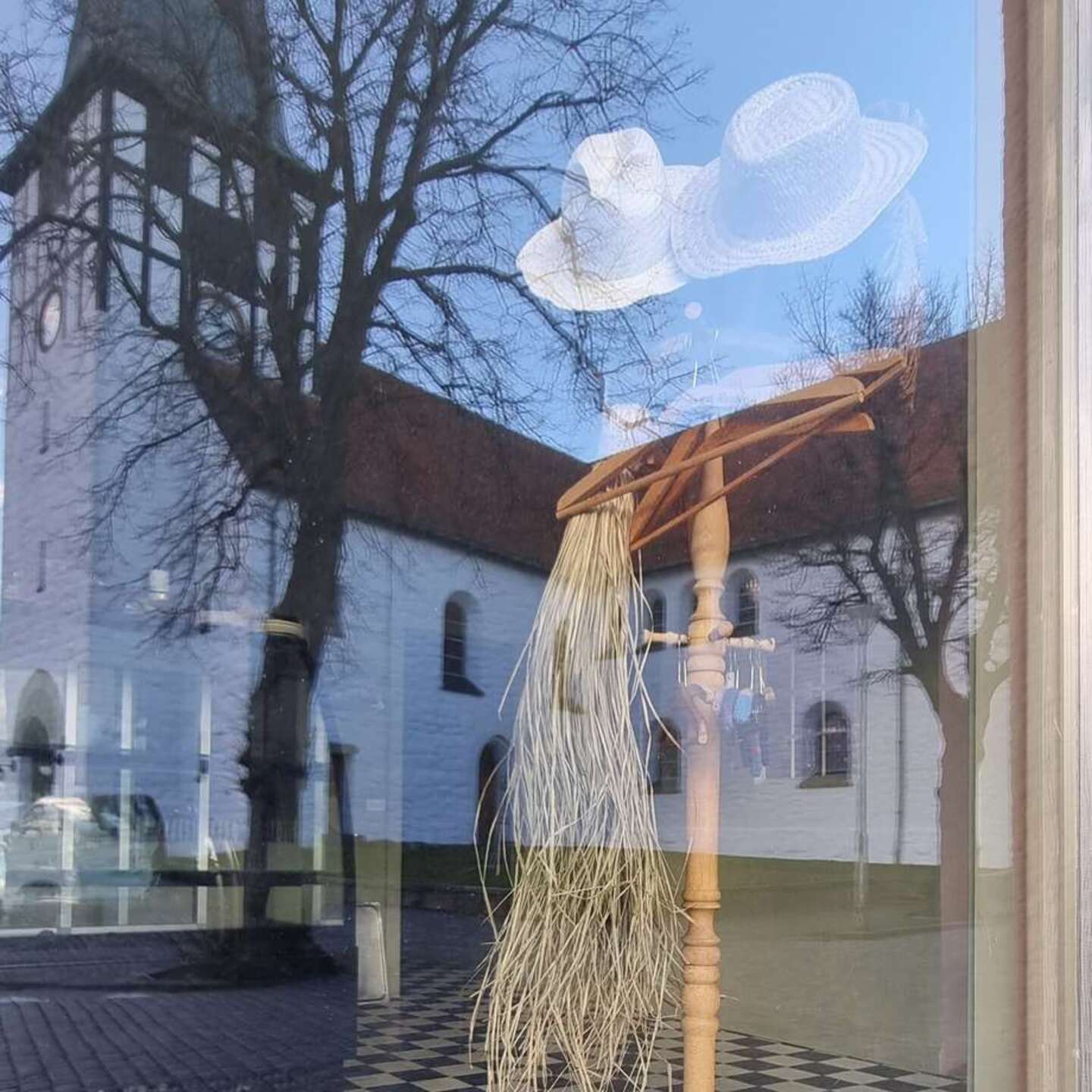 Anmelderrost caf� i R�nne lukker: 'Tid til at give plads til nye dr�mme'