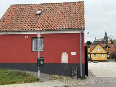 Bornholmske postkasser i vild budkrig