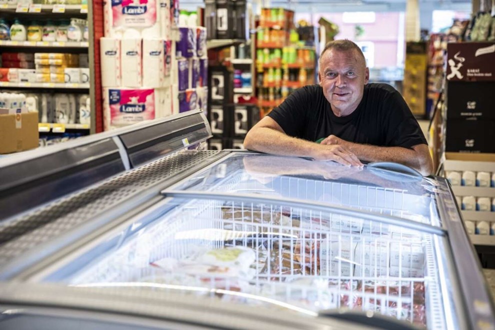 Bidrager ikke: 'De lever bare godt på det' Bidrager ikke: 'De lever bare godt på det'