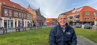 Vil gøre op med øst og vest: 'Tiden er moden'