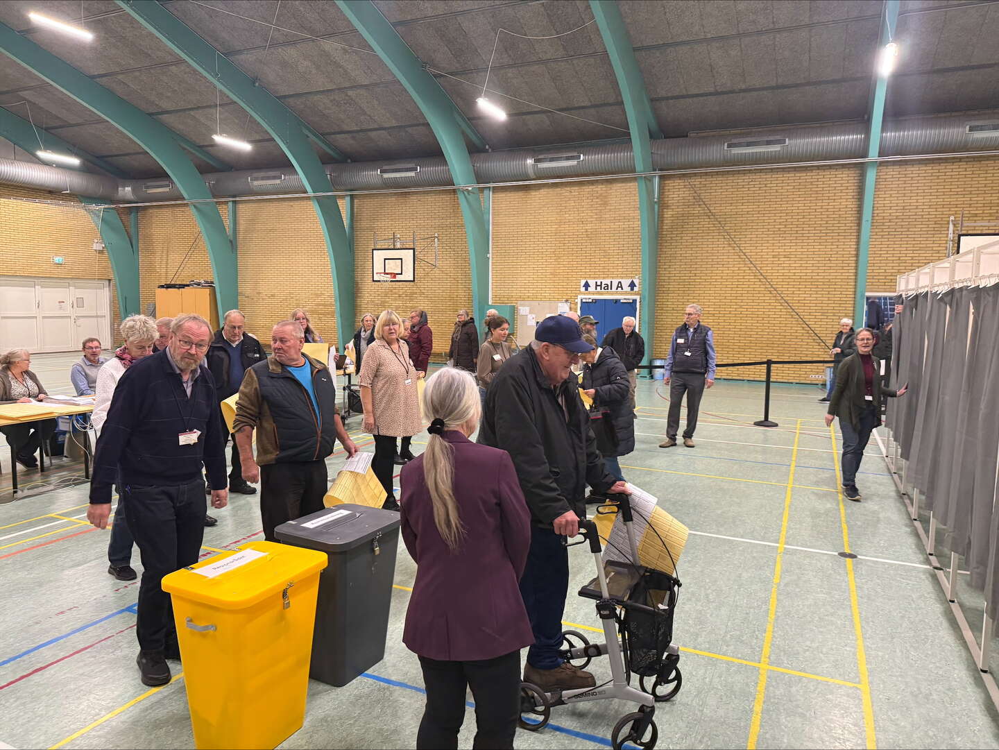 Vil flytte valgsteder: Nogle skal stemme i en anden by