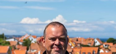 Vi er gode til at synes, det er synd for osVi ved bedst selv på Bornholm.