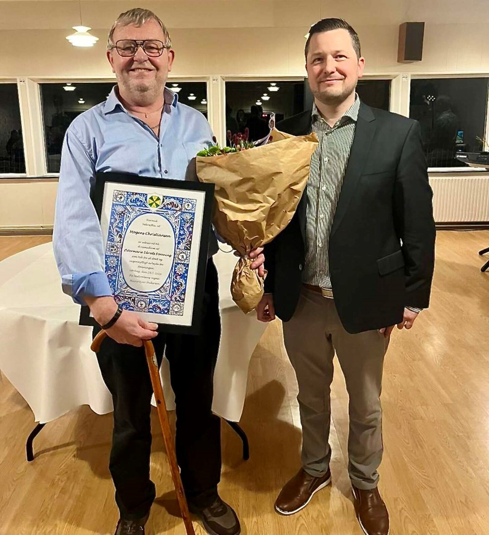 Nu er han ogs� �resmedlem