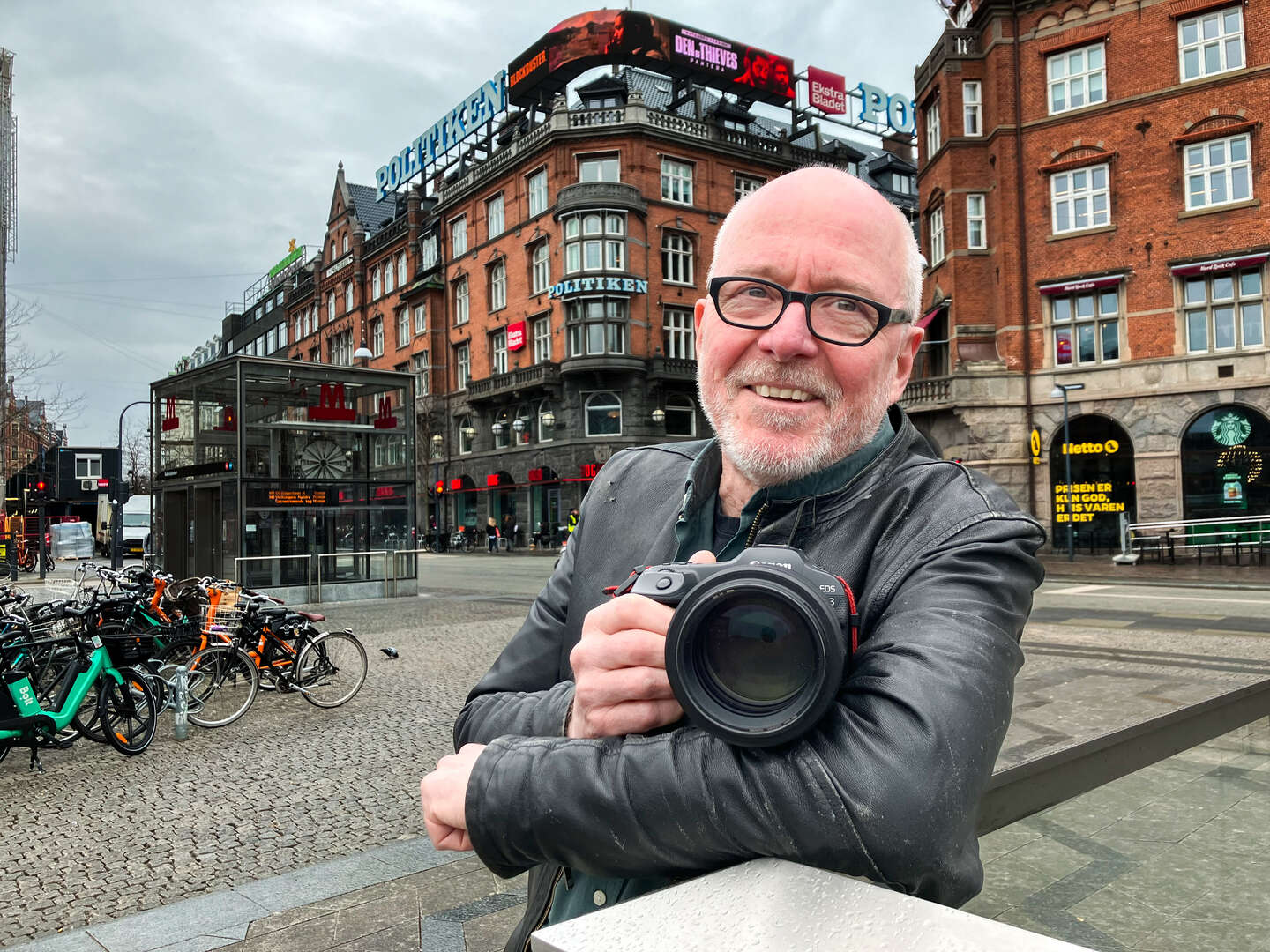 Finn n�ede 43 �r p� samme arbejdsplads