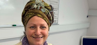 Mød kvinden bag stemmeurnerne