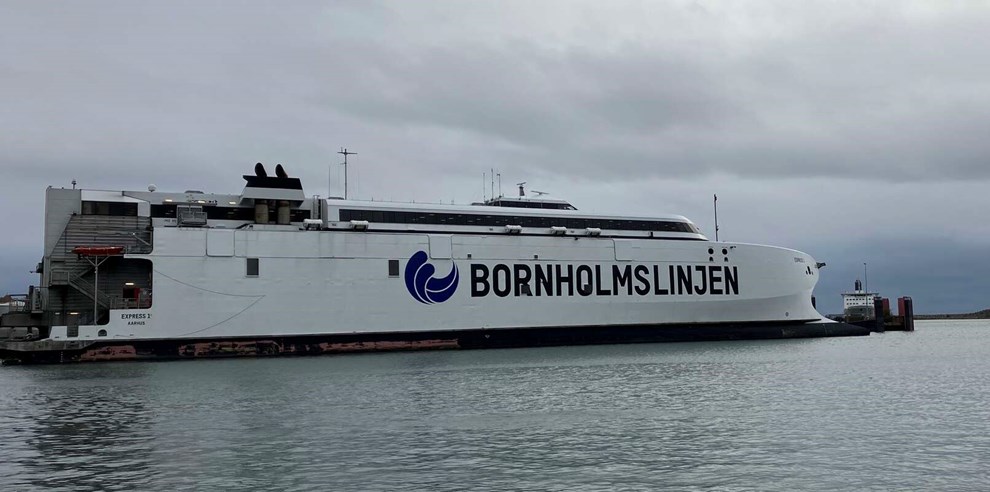 'Statslig sp�ndetr�je': H�rd kritik af f�rgekontrakt