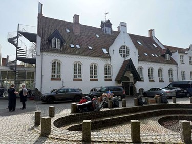 Salget af efterskolen tr�kker ud: 'Det er altid lidt kompliceret'