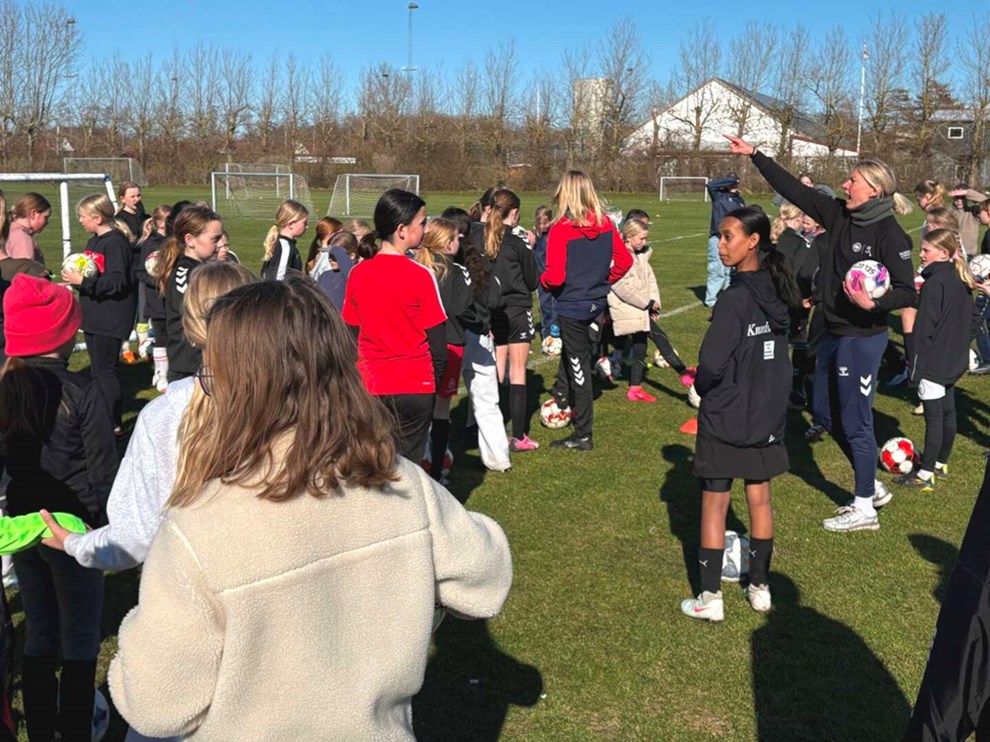 Fodboldtr�ning uden afbud