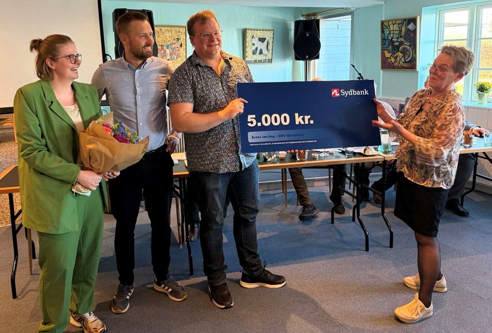 �rets l�rling knytter f�llesskab p� tv�rs