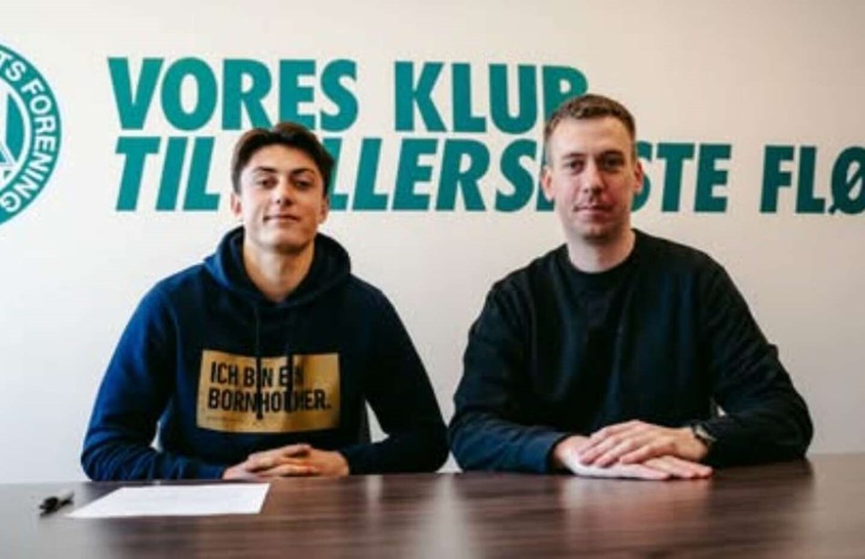 Magnus bliver i Viborg FF