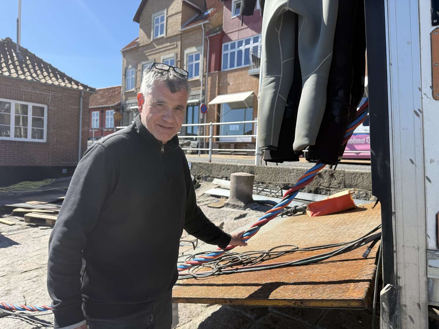 Specialister fra Svendborg p� v�d mission i Allinge