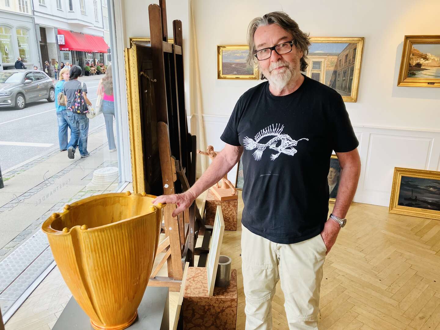 Nu er Madam Ulleb�lle rejst videre fra Chicago