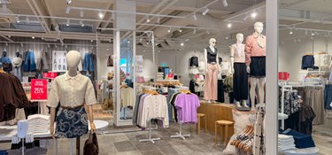 Populær tøjkæde fejrer stor åbning