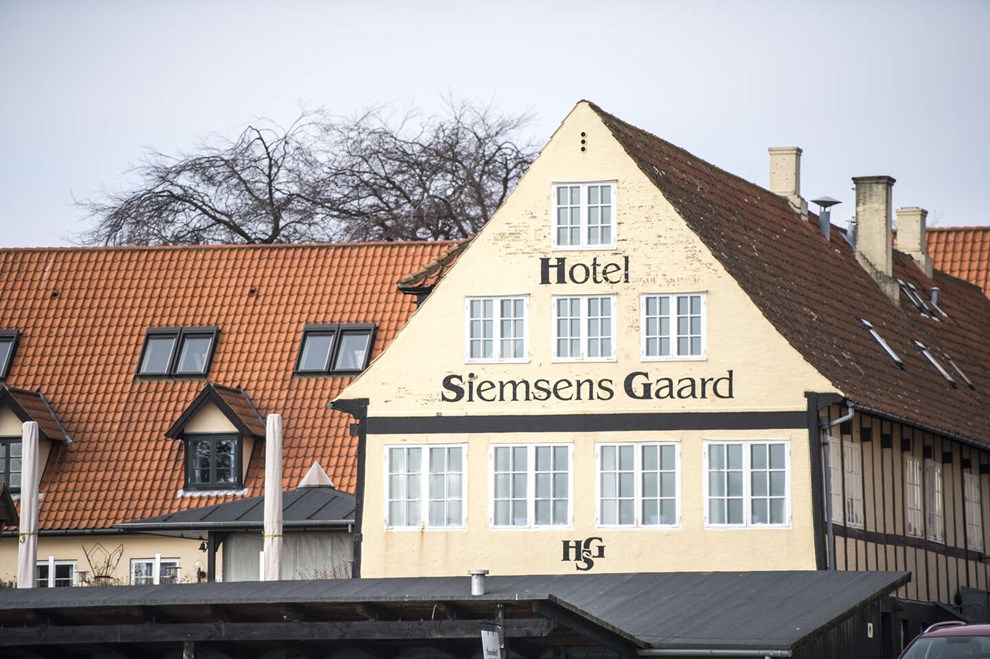 Fem �r gammel konflikt optrappes - hotel forst�r det ikke