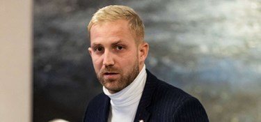 Danielsson i angreb på energiø-job