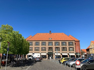 Banken skal s�tte mere i banken