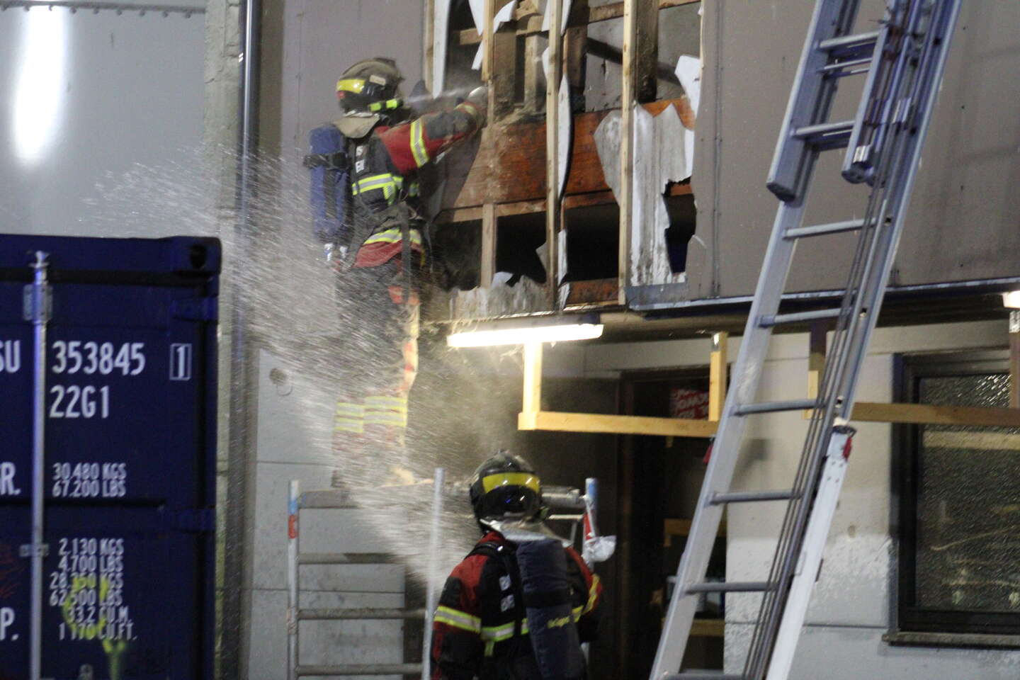 Brand p� V�rftet i Nex�