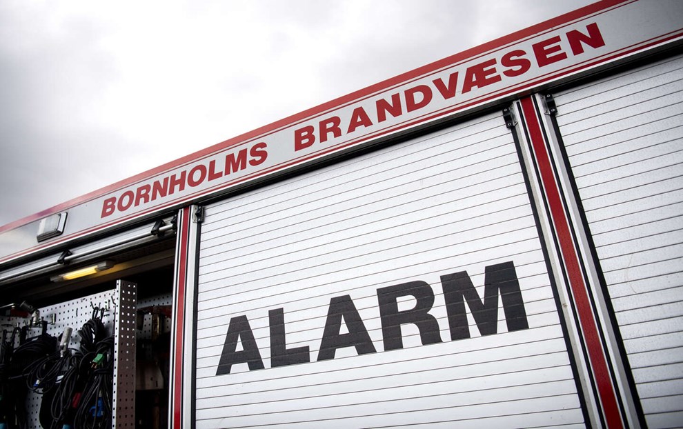 Pensionister bes�ger brandstation