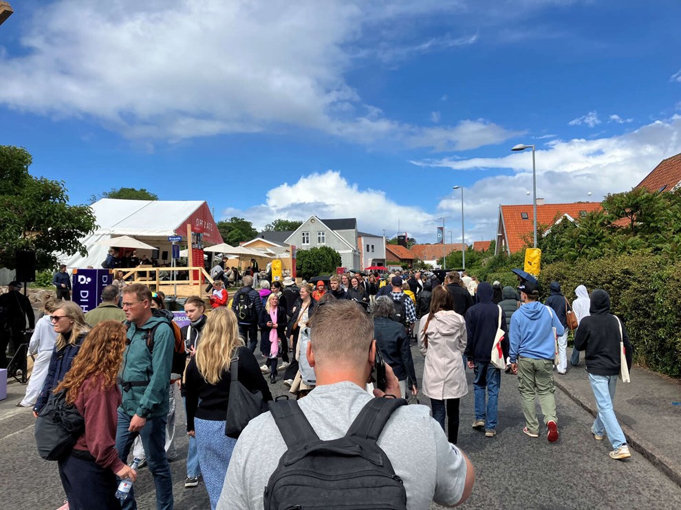 Travle dage: S�dan k�rer trafikken under Folkem�det