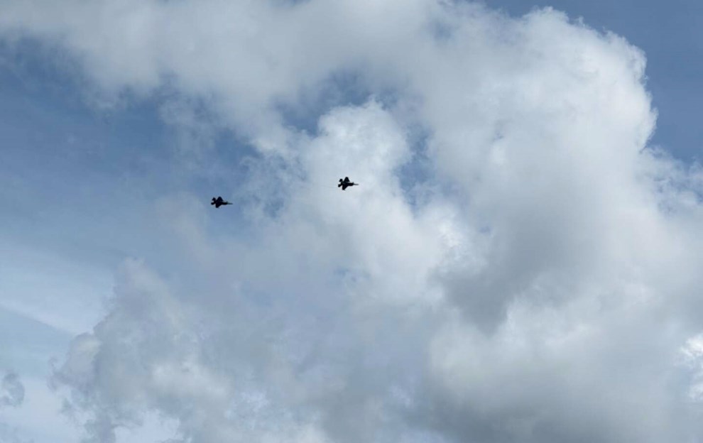 Jagerfly igen i luften  � fredag var det alvor