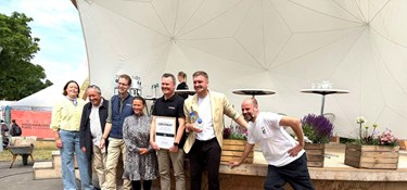Bag sjov vandsmagning lurer alvoren