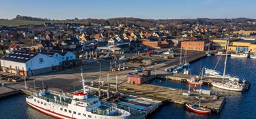 Tejn får lokalt madmarked i sommer