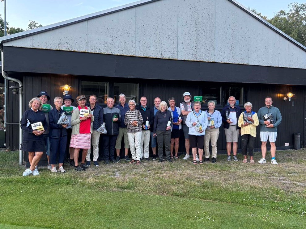 Perfekt vejr og godt hum�r p� golfbanen