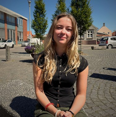 'Det kan v�re lidt farligt at sige h�jt': Karla trodser tabu