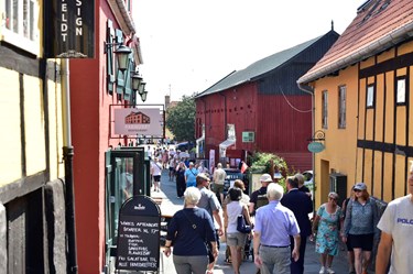 Bornholm har for mange turister