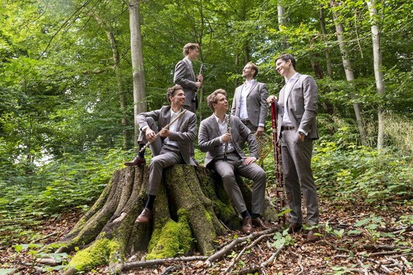 Festival forts�tter med koncerter to steder