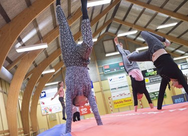 Mange�rig strid om hal: Ny plan er p� plads