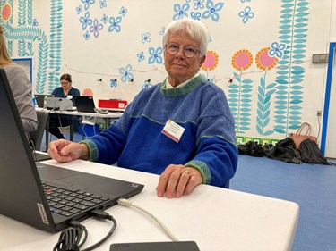 B�rnene er sp�ndte og gl�der sig