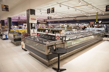 Tre er med i kampen om ny h�derspris