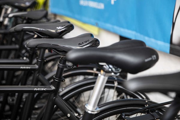 Cykelshop inviterer til skruecaf�