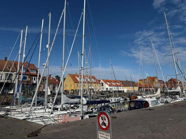 En �llingesvensk forbindelse