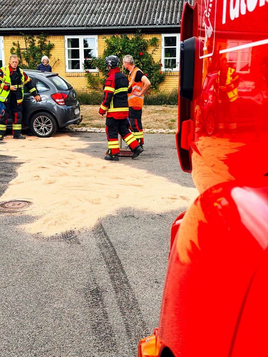 Brandv�snet rykkede ud til dieselspild
