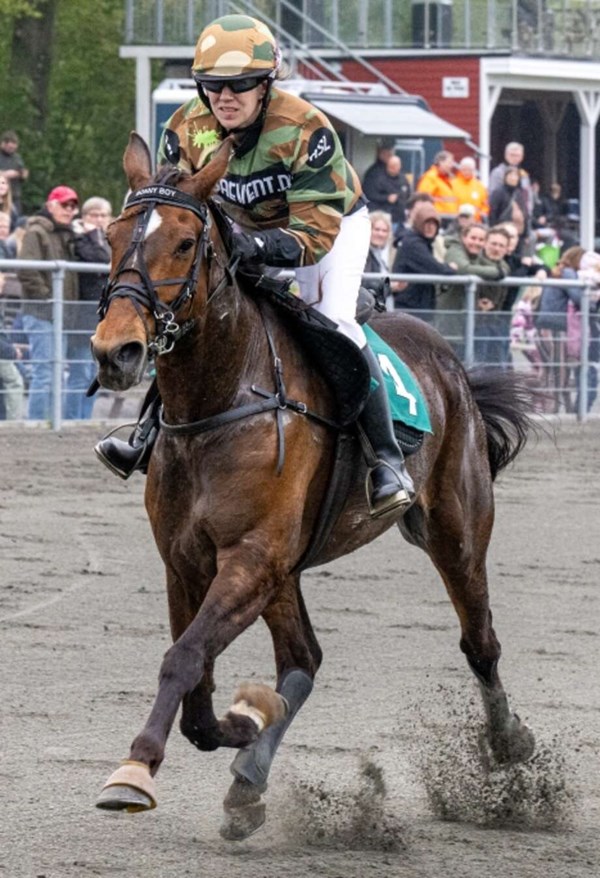 Annika p� sidstepladsen
