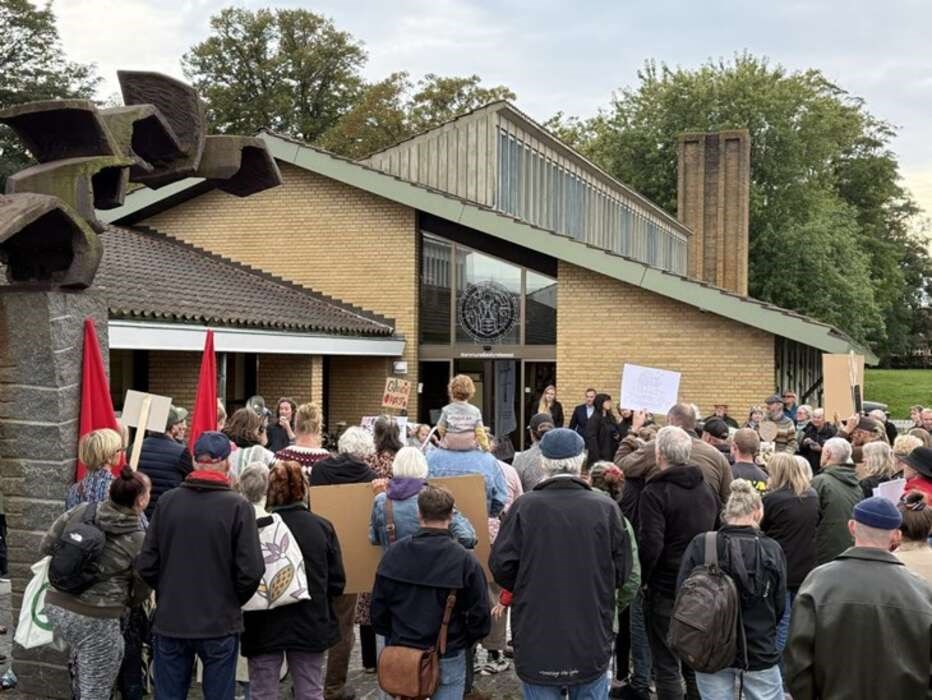 Svaret, politikerne skylder