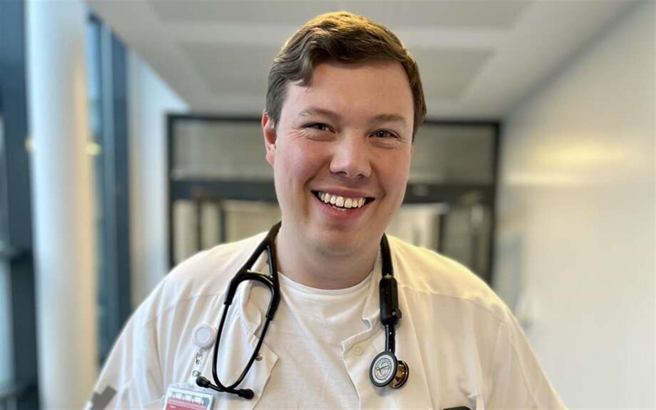 Nicolai er vendt hjem som l�ge