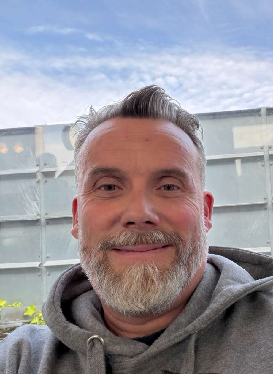 Folkem�det henter ny chef
