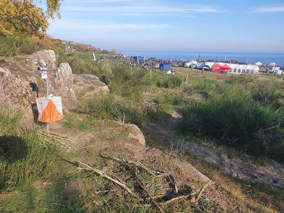 Over 1000 l�bere indtager Bornholm