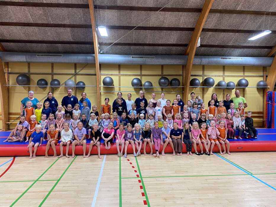 Stor glæde over hjælp fra fond i succesfuld gymnastikforening